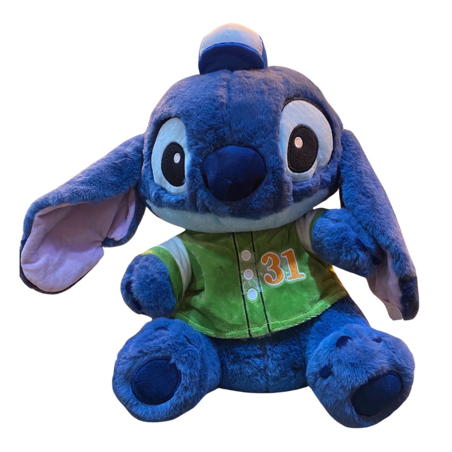 🪄 Stitch con sudadera verde – Peluche edición especial